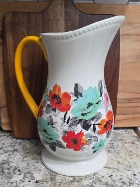 The Pioneer Woman - Flea Market Pitcher